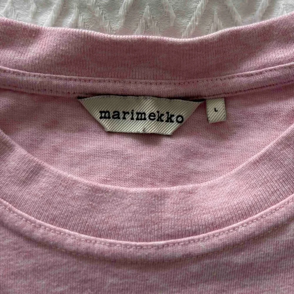 Marimekko Pink Graphic T-Shirt Women’s Large 100% Cotton | Scandinavian Style - Picture 3 of 9